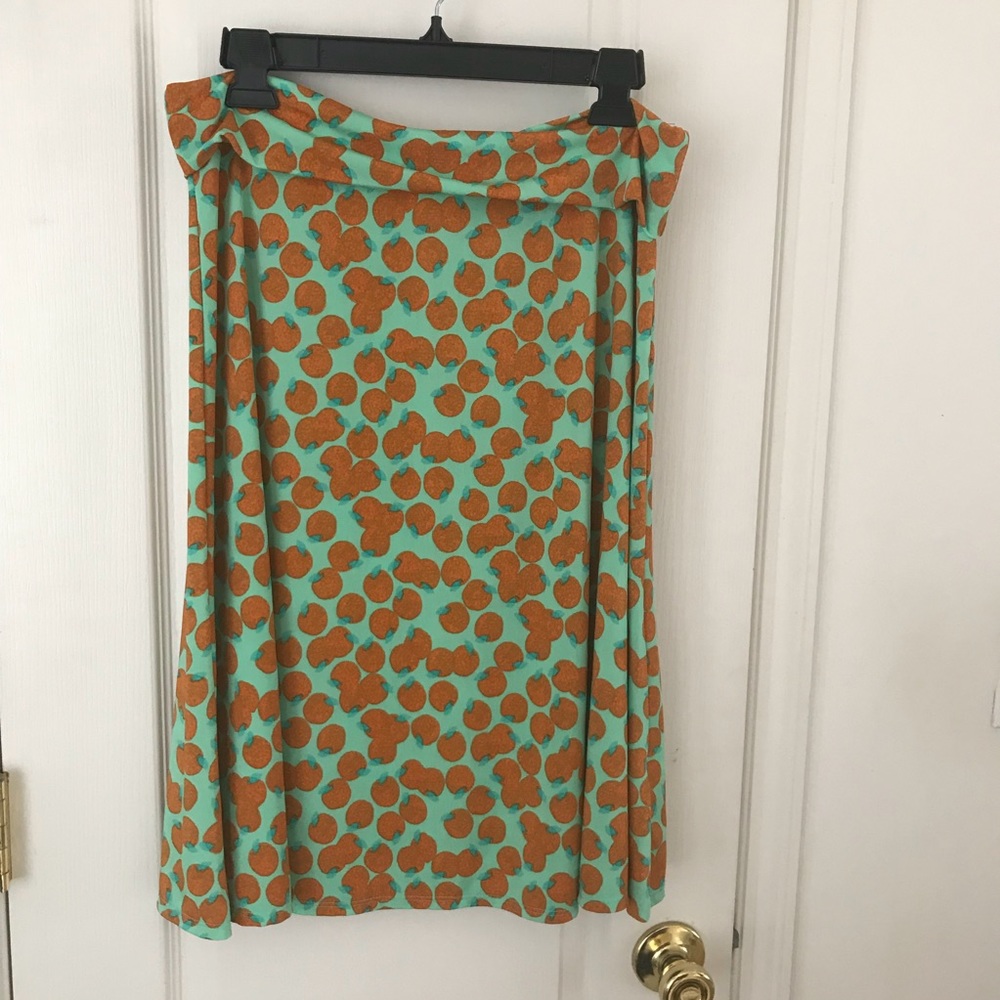 LuLaRoe Short Maxi Skirt XL. Multi color print